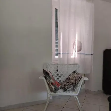 Holiday home Casa Vacanze Alloro Mangia